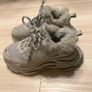 バレンシアガ(Balenciaga)のバレンシアガTripleSfaux furトリプルエスブラックファー(スニーカー)