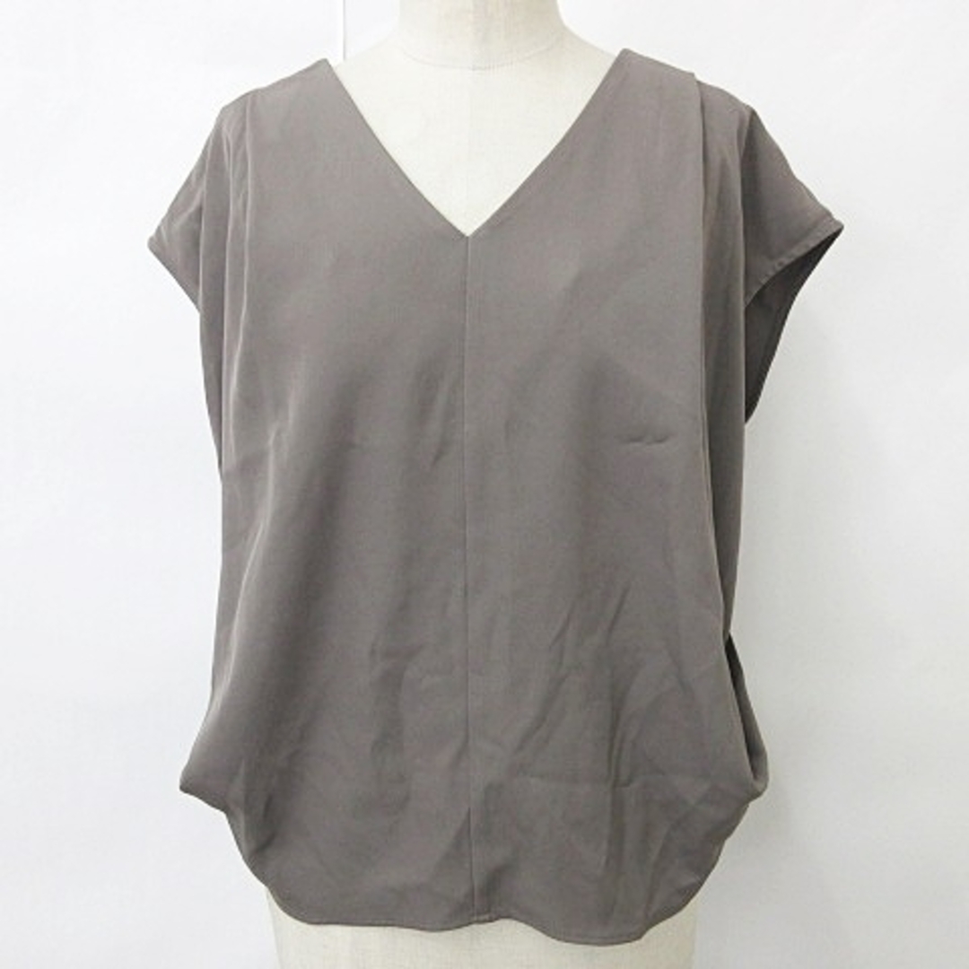 N.Natural beauty basic(エヌナチュラルビューティーベーシック)のN.Natural Beauty Basic ブラウス パンツ 2枚セット M レディースのトップス(シャツ/ブラウス(半袖/袖なし))の商品写真