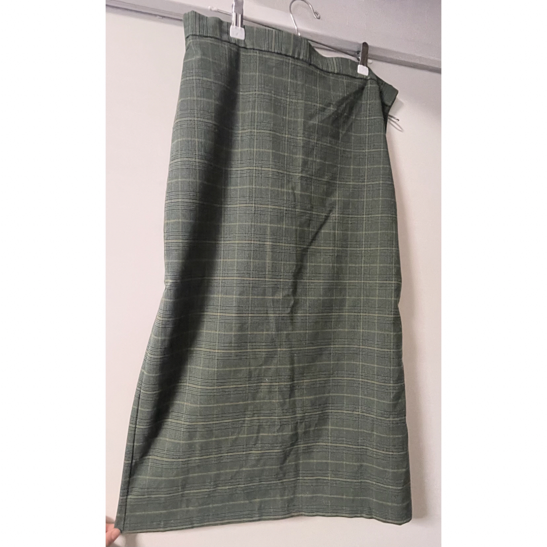 GU(ジーユー)のGU チェックナロースカート　XXLサイズ レディースのスカート(ロングスカート)の商品写真