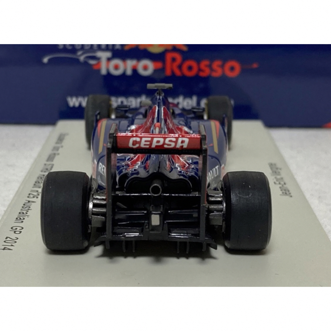 F1 スクーデリアトロロッソ STR9 ルノー　2014 スパーク製1/43 エンタメ/ホビーのおもちゃ/ぬいぐるみ(ミニカー)の商品写真