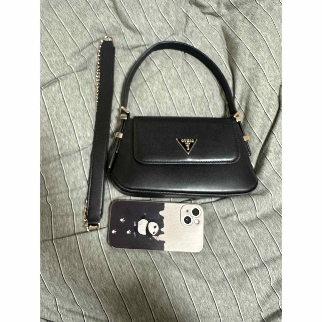 GUESS(ゲス)のGUESS バック レディースのバッグ(ショルダーバッグ)の商品写真