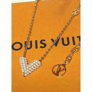 ルイヴィトン(LOUIS VUITTON)の美品 ルイヴィトン コリエ エッセンシャルV パール ネックレス　GP68358(ネックレス)