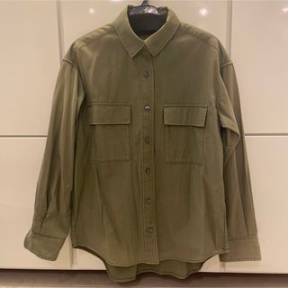 スピックアンドスパン(Spick & Span)の【Spick&span】スピックアンドスパン ミリタリーシャツ　カーキジャケット(シャツ/ブラウス(長袖/七分))