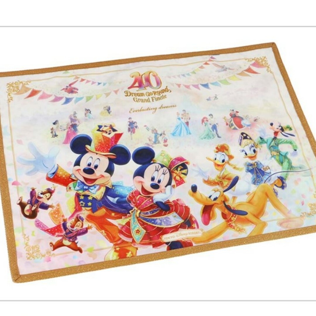 Disney(ディズニー)のディズニー　４０周年　グランドフィナーレ　スーベニア　ランチョンマット エンタメ/ホビーのおもちゃ/ぬいぐるみ(キャラクターグッズ)の商品写真