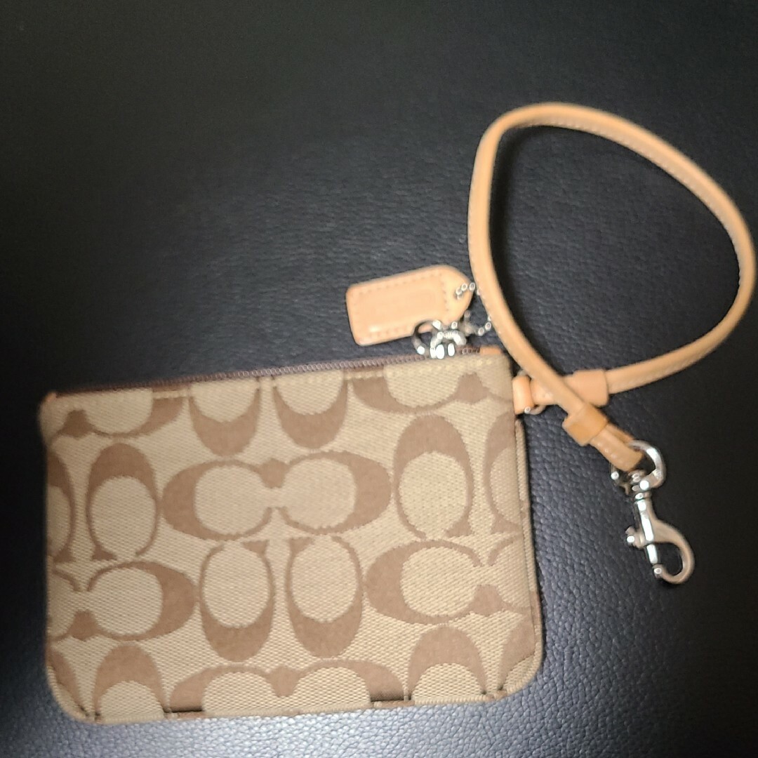 COACH(コーチ)のCOACH ミニポーチ レディースのファッション小物(ポーチ)の商品写真