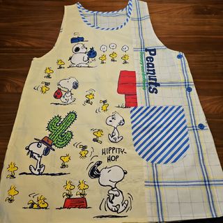 スヌーピー(SNOOPY)の未使用☆スヌーピーエプロン(日用品/生活雑貨)