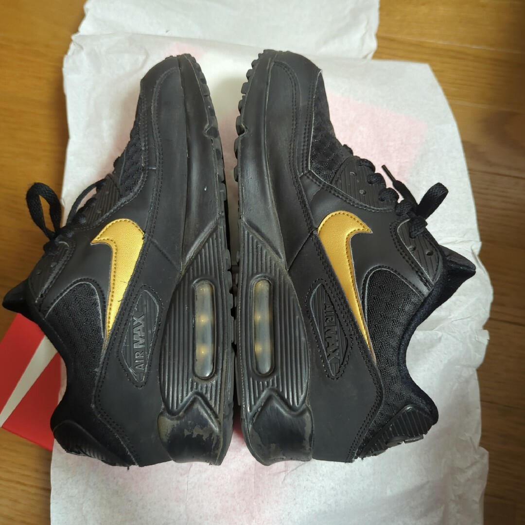 NIKE(ナイキ)のNike Air Max 90 Black/ Gold エアマックス９０ メンズの靴/シューズ(スニーカー)の商品写真