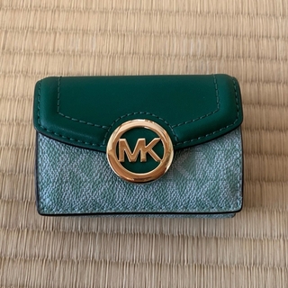 マイケルコース(Michael Kors)のマイケルコース MICHAEL KORS 財布　三つ折　グリーン　美品(財布)