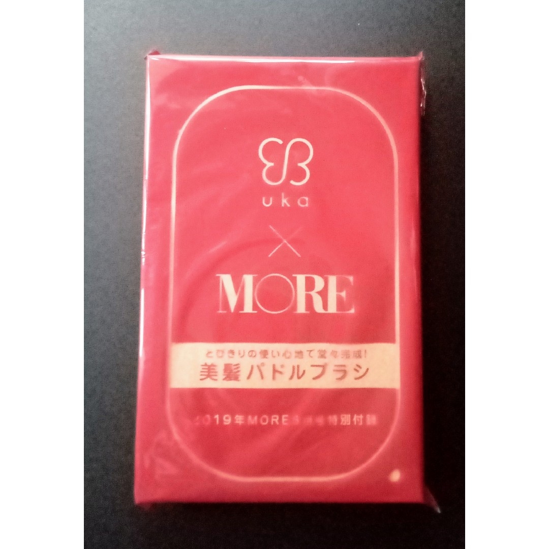 uka(ウカ)のMORE8月号 uka×MORE美髪パドルブラシ コスメ/美容のヘアケア/スタイリング(ヘアブラシ/クシ)の商品写真