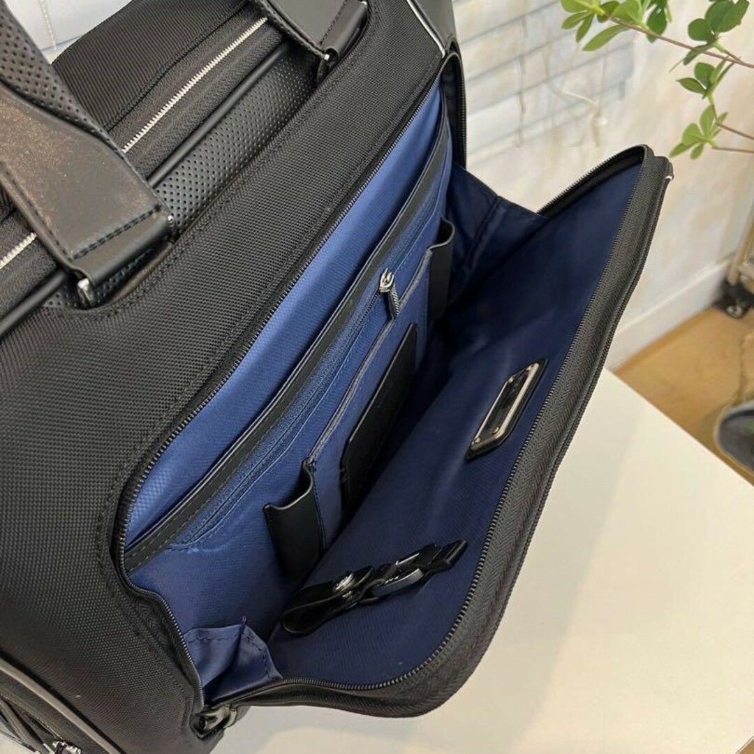 TUMI(トゥミ)のTUMI 「リンカーン」ブリーフ ARRIVé ビジネスバッグ メンズのバッグ(ショルダーバッグ)の商品写真