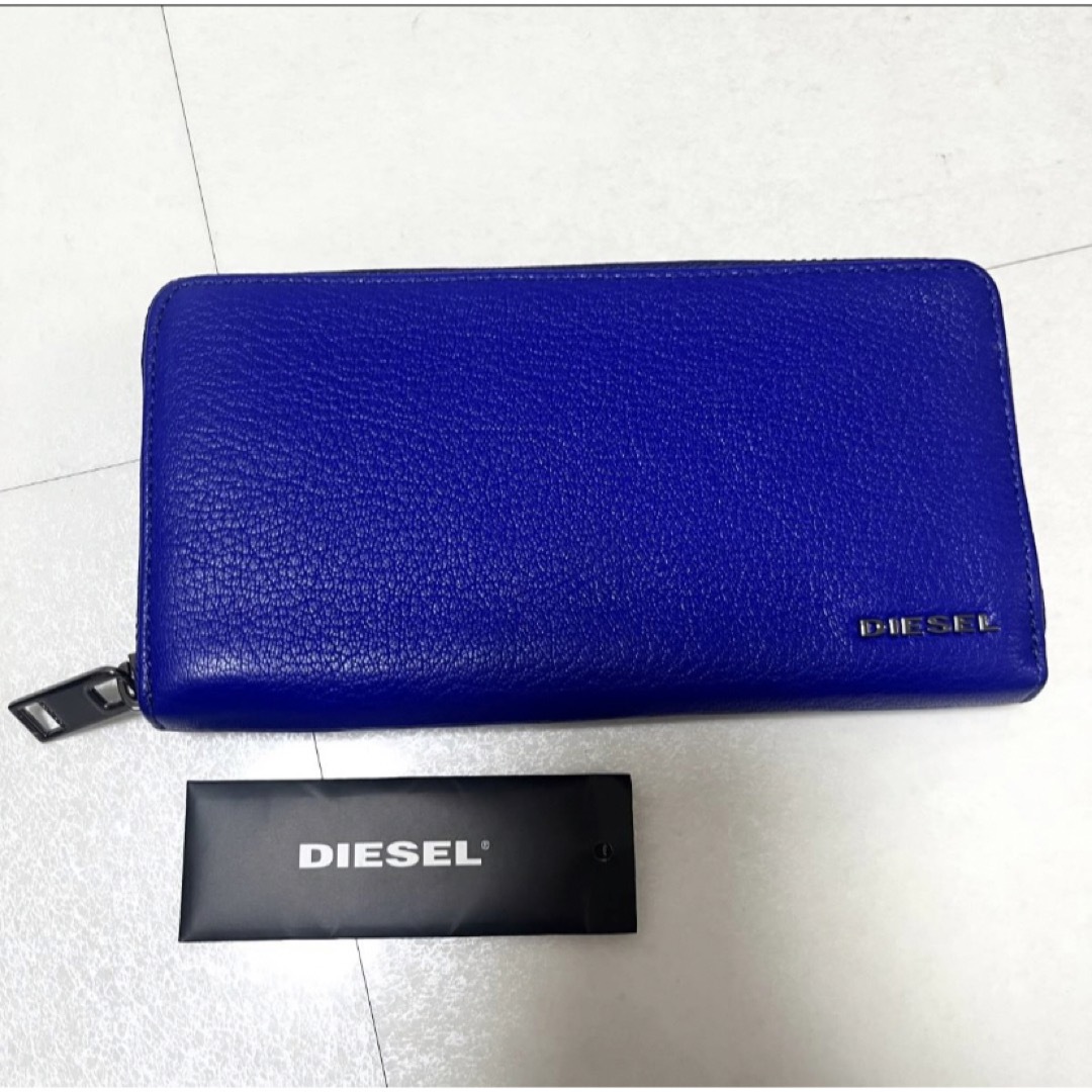 DIESEL(ディーゼル)の新品　DIESEL ディーゼル リベットロゴデザインレザーウォレット ブルー メンズのファッション小物(折り財布)の商品写真