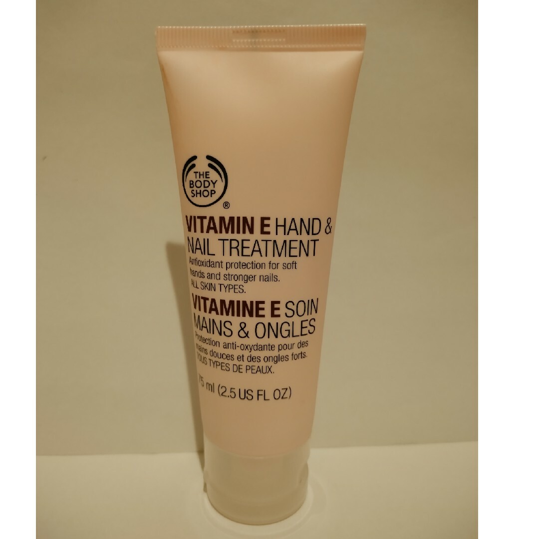 THE BODY SHOP(ザボディショップ)の（新品）THE BODY SHOP ハンド＆ネイルクリーム 75ml コスメ/美容のボディケア(ハンドクリーム)の商品写真