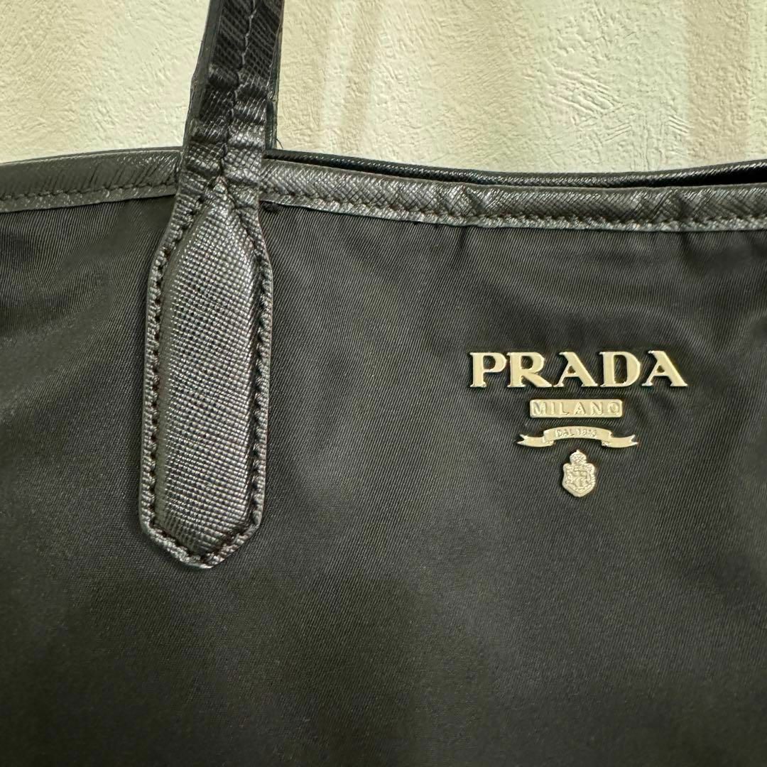 PRADA(プラダ)のくうに様PRADA  プラダ　トートバッグ　A4収納可　ナイロン　レザー　肩掛け レディースのバッグ(トートバッグ)の商品写真