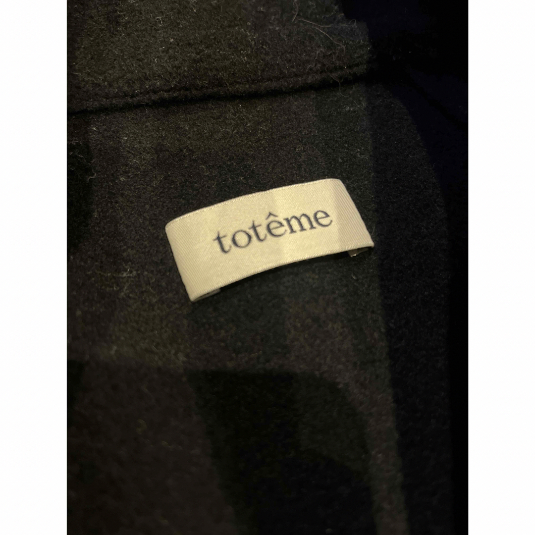 TOTEME(トーテム)のtotem ローブコート　黒 レディースのジャケット/アウター(ロングコート)の商品写真
