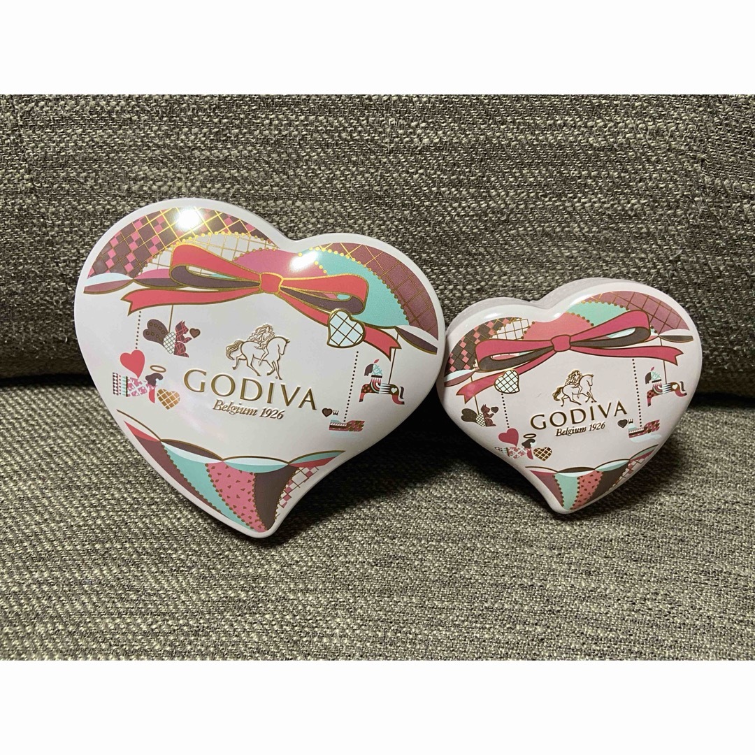 GODIVA(ゴディバ)のGODIVA ゴディバ　空き缶　お菓子缶　4個セット インテリア/住まい/日用品のインテリア小物(小物入れ)の商品写真