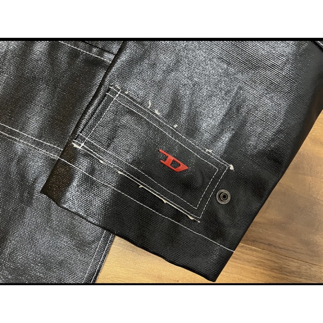 DIESEL(ディーゼル)の新品 DIESEL  キャンバス トレンチコート Black メンズMサイズ メンズのジャケット/アウター(トレンチコート)の商品写真
