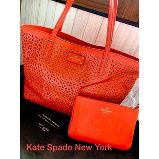 ケイトスペードニューヨーク(kate spade new york)のKate Spade New York メッシュ柄　トートバッグ　ミニポーチ付き(トートバッグ)