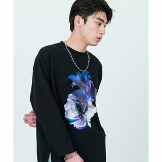 ジュンレッド(JUNRED)の【ブラック（01）】アートビックフラワーロングスリーブPO(Tシャツ/カットソー(半袖/袖なし))