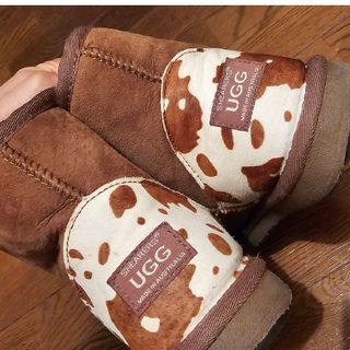 アグオーストラリア(UGG AUSTRALIA)のUGGムートンブーツ(ブーツ)