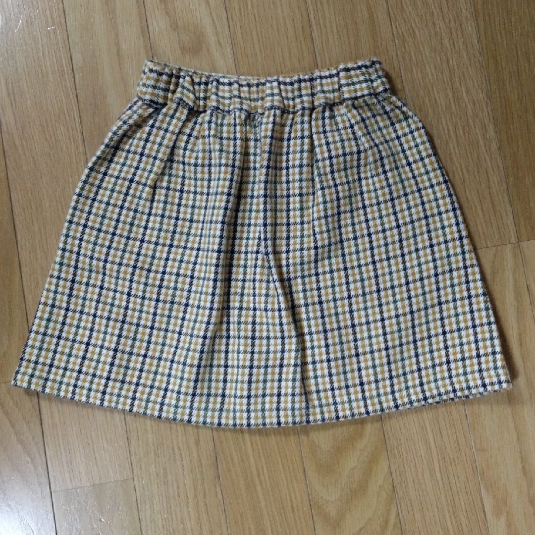 a.v.v(アーヴェヴェ)のa.v.v　チェックスカート　120 キッズ/ベビー/マタニティのキッズ服女の子用(90cm~)(スカート)の商品写真