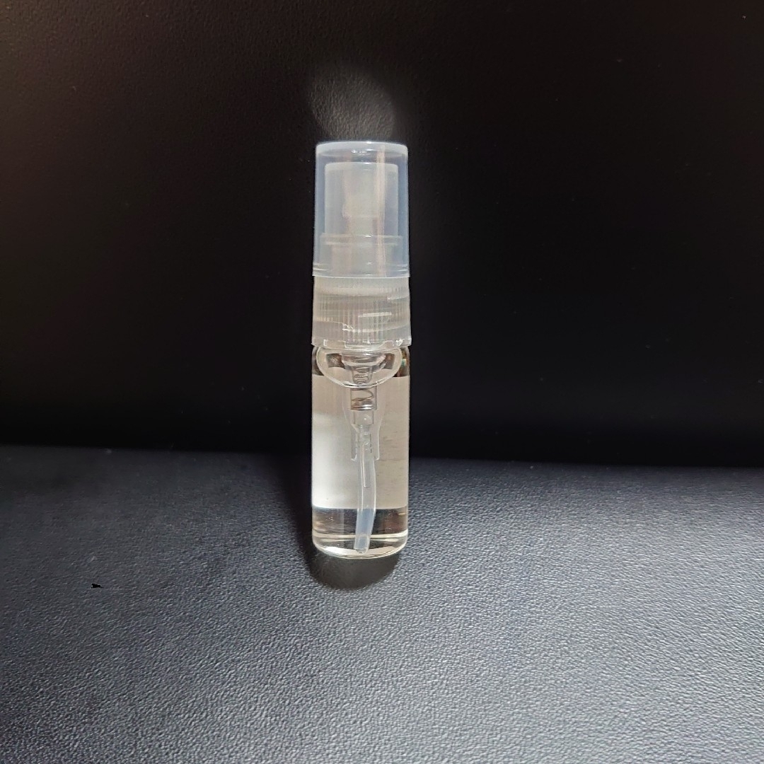 shiro(シロ)のSHIRO ホワイトリリー オードパルファン 3ml コスメ/美容の香水(ユニセックス)の商品写真