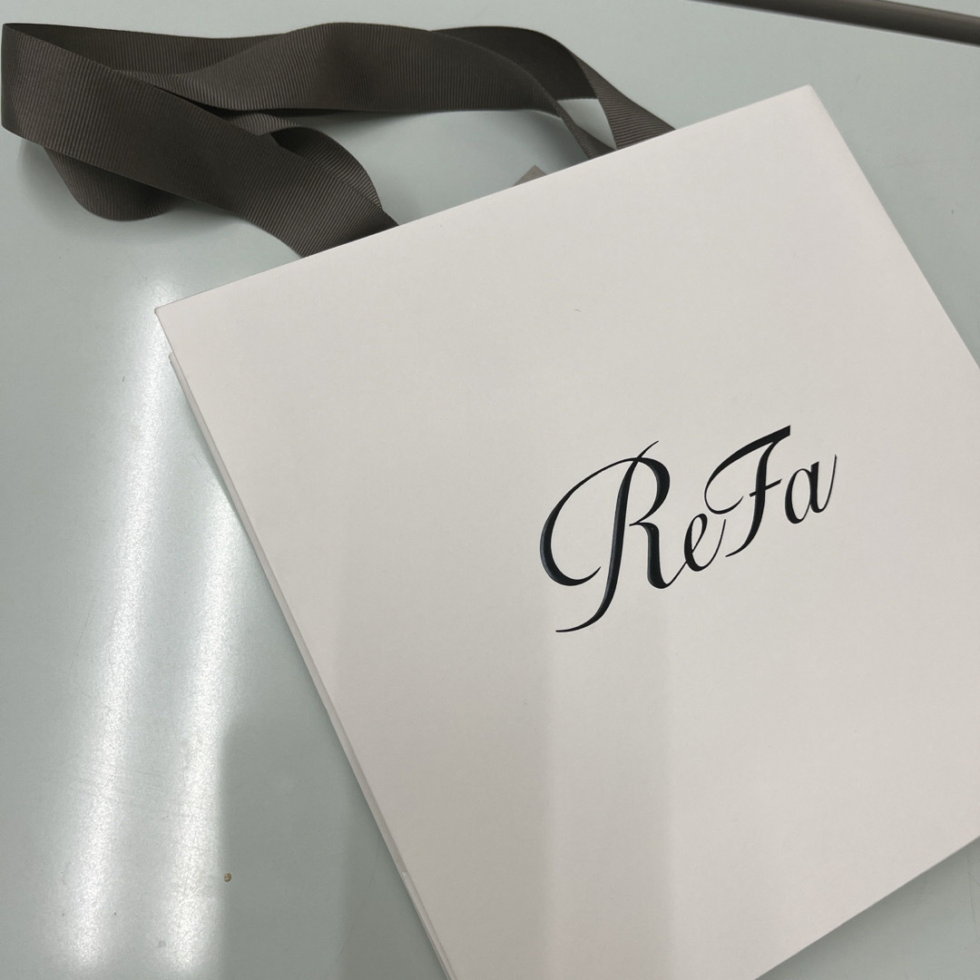 ReFa(リファ)のリファ　Refa   紙袋　１枚 レディースのバッグ(ショップ袋)の商品写真