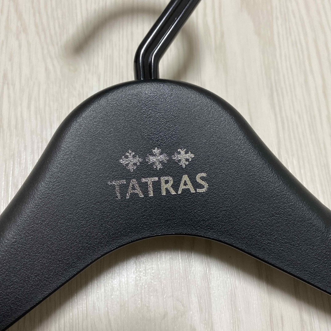 TATRAS(タトラス)のタトラスバンガー✨✨ インテリア/住まい/日用品の収納家具(押し入れ収納/ハンガー)の商品写真