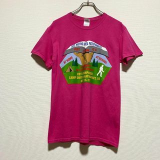 ギルタン(GILDAN)のUSA古着　半袖Tシャツ　ピンク　ギルダン　GILDAN　大判プリント　F183(Tシャツ/カットソー(半袖/袖なし))