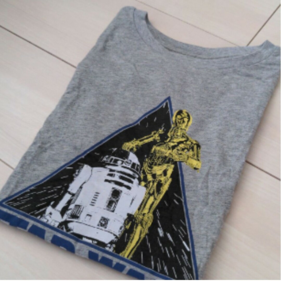 美品　ユニクロ　スターウォーズ　Ｔシャツ　半袖　STARWARS　ピタＴ レディースのトップス(Tシャツ(半袖/袖なし))の商品写真