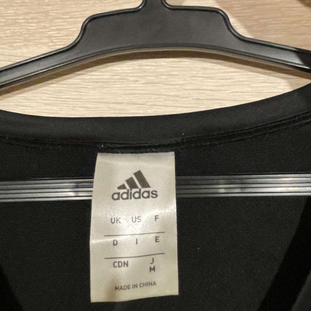 【洗濯済み】adidas sizeM Tシャツ　スポーツウェア　半袖　 レディースのトップス(Tシャツ(半袖/袖なし))の商品写真