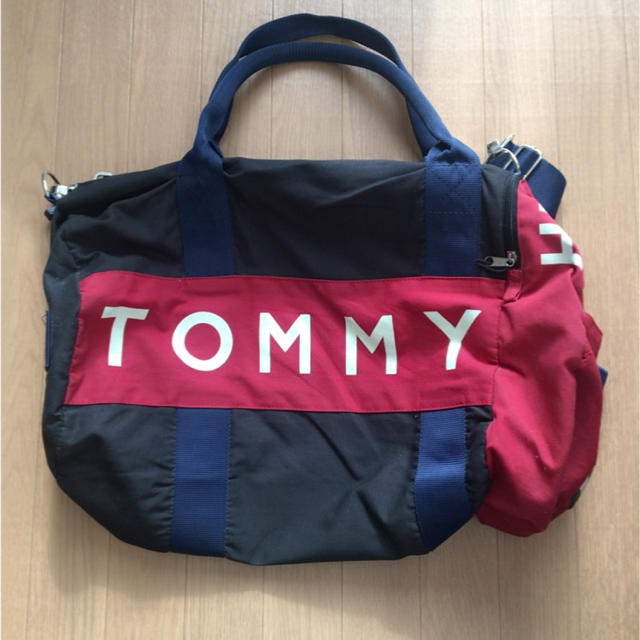 TOMMY HILFIGER(トミーヒルフィガー)のTOMMY HILFIGER バッグ レディースのバッグ(ボストンバッグ)の商品写真