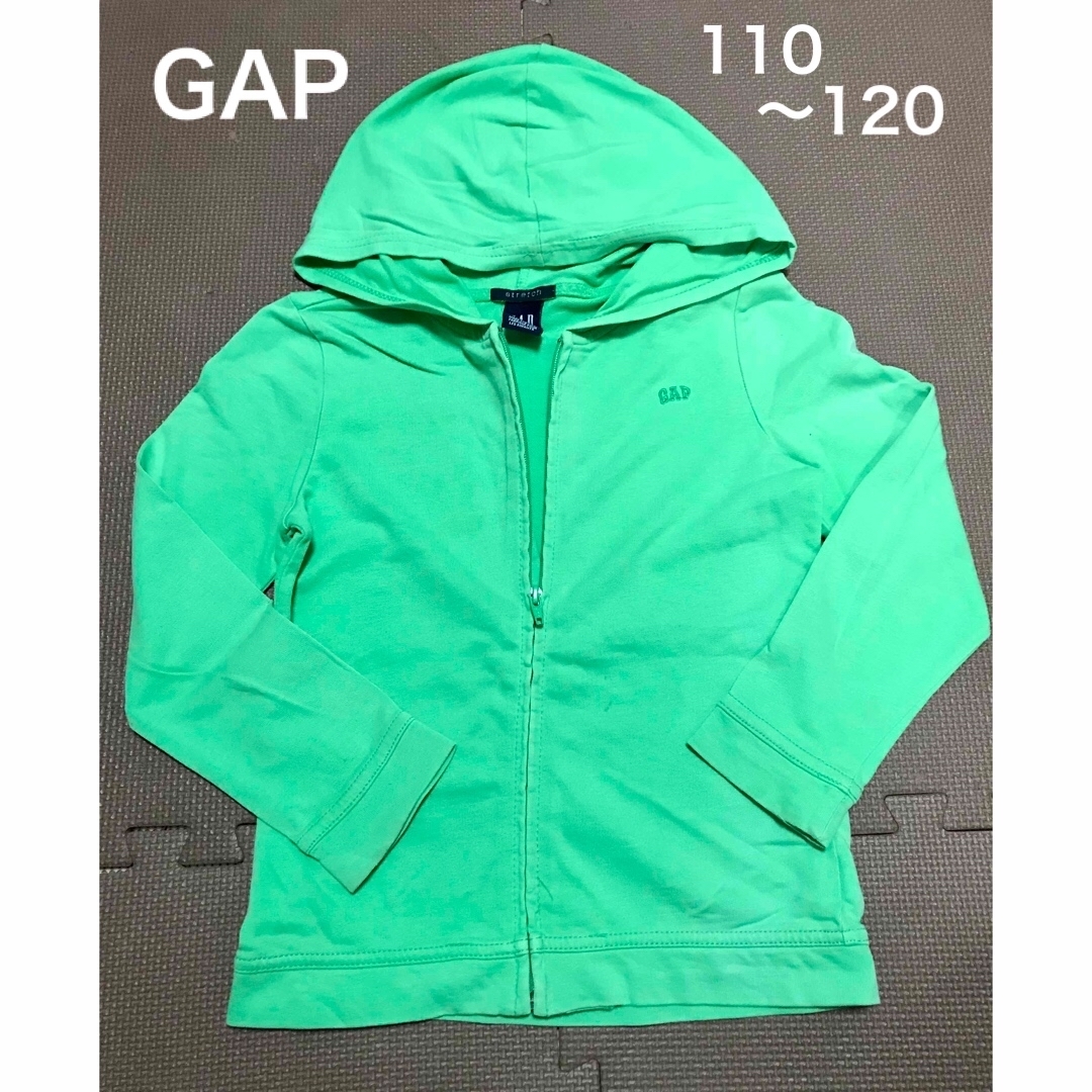 GAP(ギャップ)のGAP   パーカー　XS（110〜120）黄緑 キッズ/ベビー/マタニティのキッズ服男の子用(90cm~)(ジャケット/上着)の商品写真