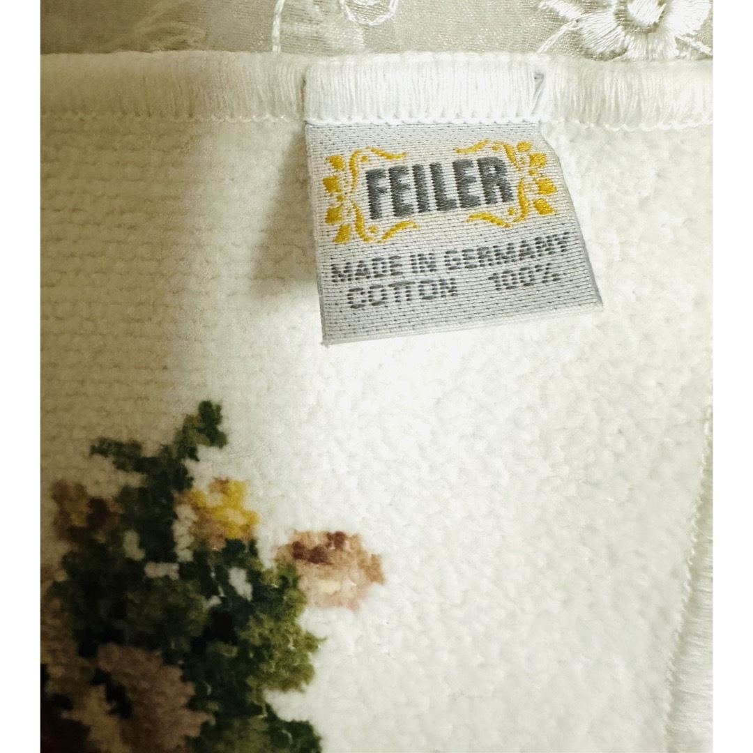 FEILER(フェイラー)のFEILER フェイラー   タオルハンカチ　シュニール織　花柄 レディースのファッション小物(ハンカチ)の商品写真