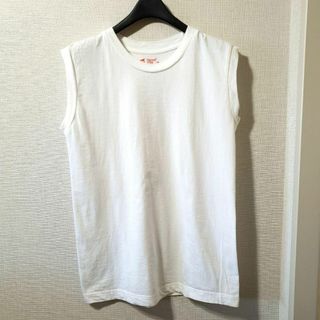 ヘインズ(Hanes)のヘインズ　タンクトップ　ノースリーブ　スポーツウェア　ヨガウェア　インナー　家着(Tシャツ(半袖/袖なし))