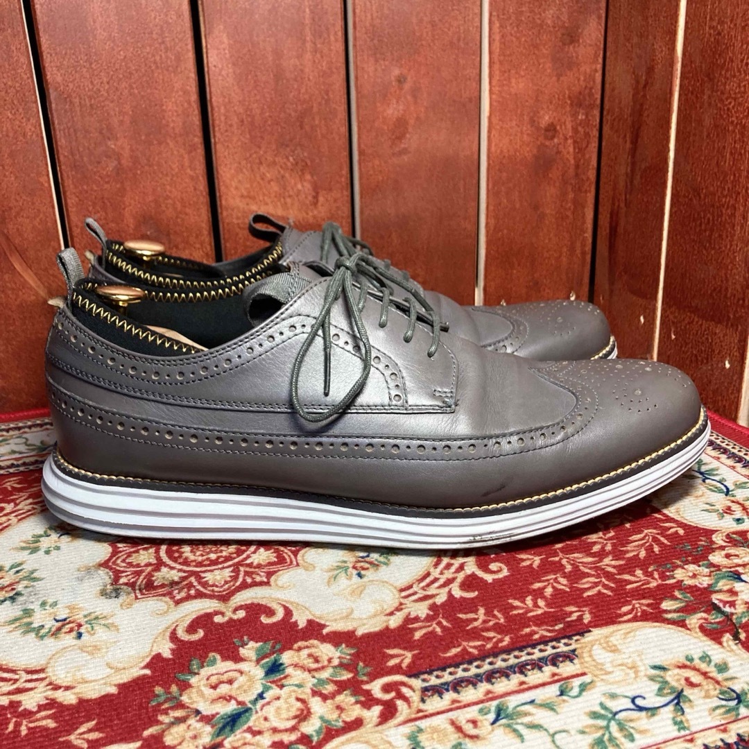 Cole Haan(コールハーン)のCOLEHAANウイングチップグレー111/2 メンズの靴/シューズ(ドレス/ビジネス)の商品写真