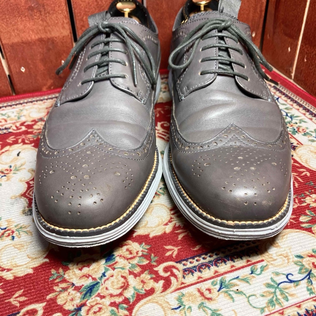 Cole Haan(コールハーン)のCOLEHAANウイングチップグレー111/2 メンズの靴/シューズ(ドレス/ビジネス)の商品写真