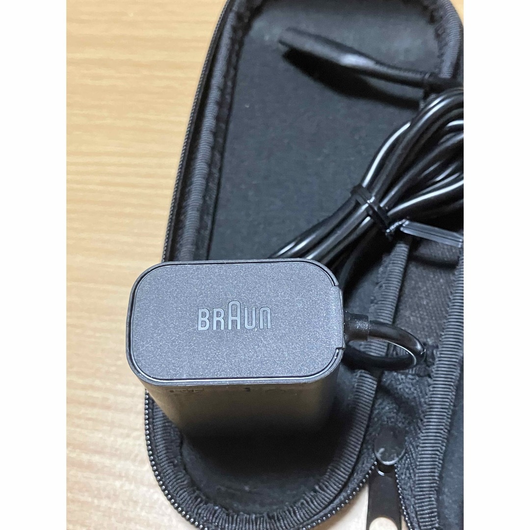 BRAUN(ブラウン)のブラウンシェーバー　電動シェーバー　メンズ髭剃り　ブラウンシェーバー　メンズ スマホ/家電/カメラの美容/健康(メンズシェーバー)の商品写真