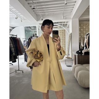 アメリヴィンテージ(Ameri VINTAGE)の2WAY ARCH SLEEVE JACKET(ノーカラージャケット)