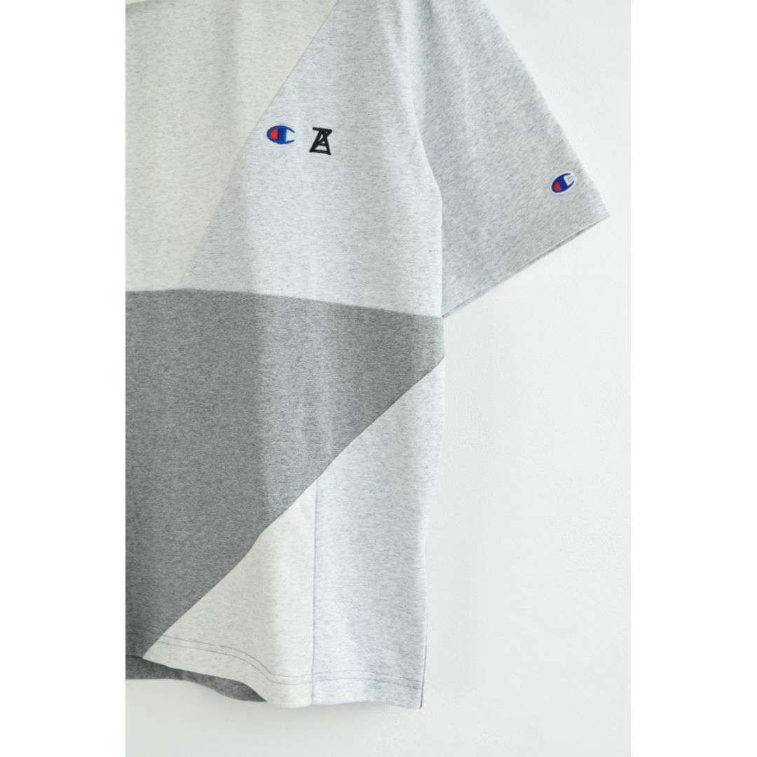 ANREALAGE(アンリアレイジ)の新品 定価1万7600円 Champion × ANREALAGE Tシャツ　L メンズのトップス(Tシャツ/カットソー(半袖/袖なし))の商品写真