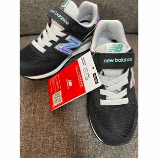 キュウキュウロク(996（New Balance）)のニューバランス　996 17cm 新品　YV996 ホログラム　黒　スニーカー(スニーカー)