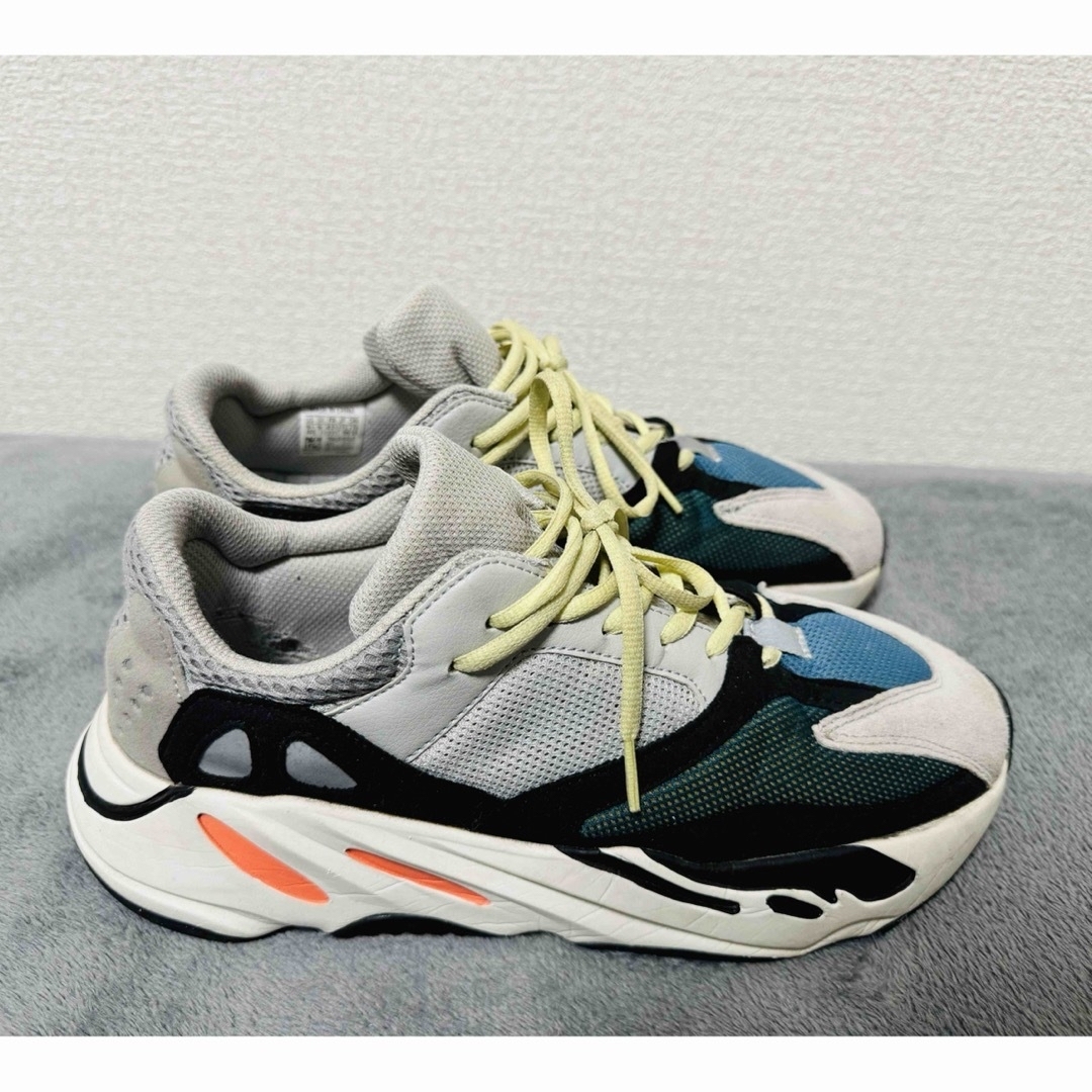 YEEZY（adidas）(イージー)のAdidas Yeezy boost 700 メンズの靴/シューズ(スニーカー)の商品写真