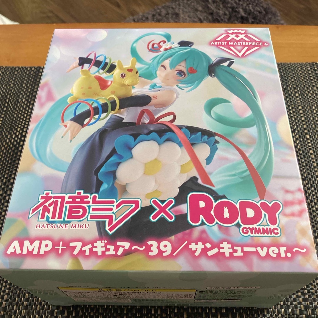 TAITO(タイトー)の初音ミク×Roby AMP+ フィギュア 39/サンキュー ver. エンタメ/ホビーのフィギュア(アニメ/ゲーム)の商品写真