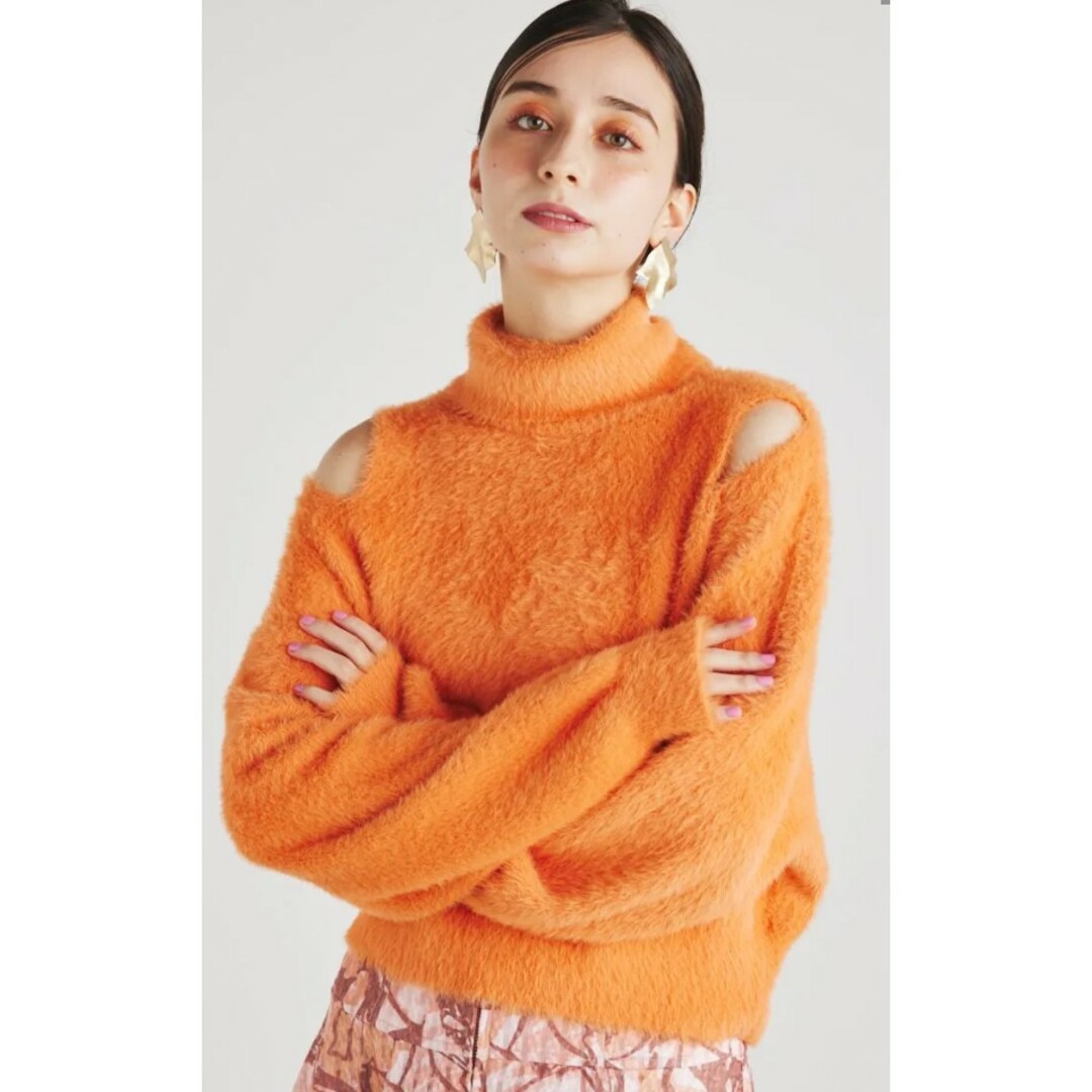 rienda(リエンダ)のrienda　リエンダ　スリットショルダーシャギーKnit TOP レディースのトップス(ニット/セーター)の商品写真