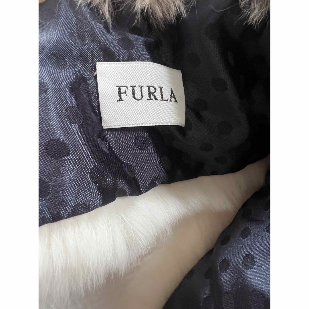 Furla(フルラ)のFURLAフルラ　レッキスリアルファー　マフラー　ティペット  新品未使用 レディースのファッション小物(マフラー/ショール)の商品写真