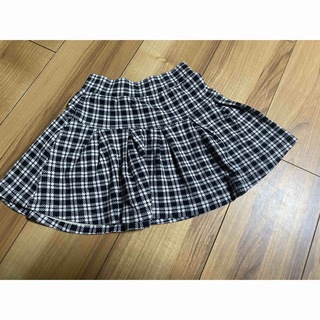 ユニクロ(UNIQLO)のユニクロ　キッズ　スカート　Ｓサイズ（110〜120サイズ）(スカート)