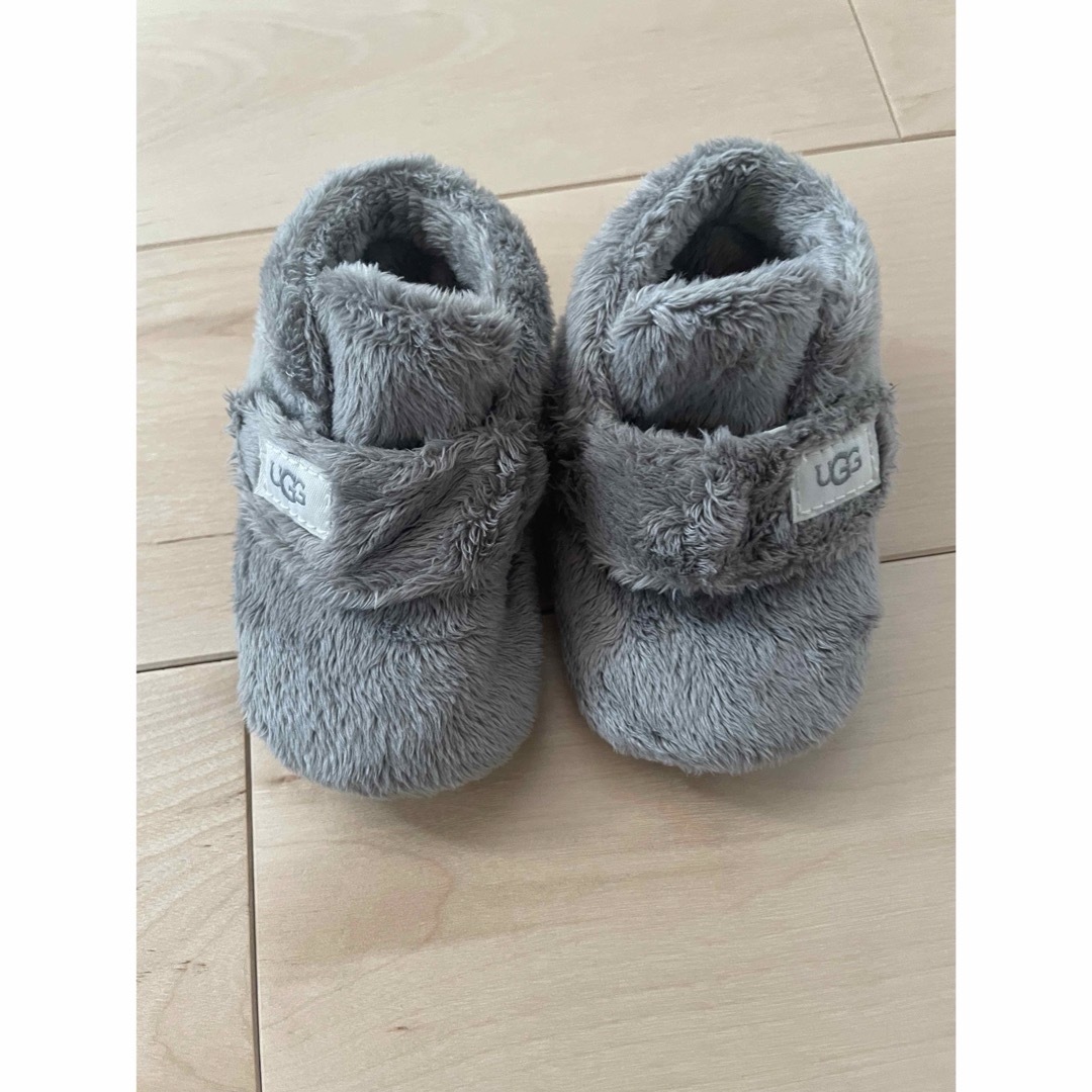 UGG(アグ)のUGG ベビーシューズ キッズ/ベビー/マタニティのベビー靴/シューズ(~14cm)(ブーツ)の商品写真