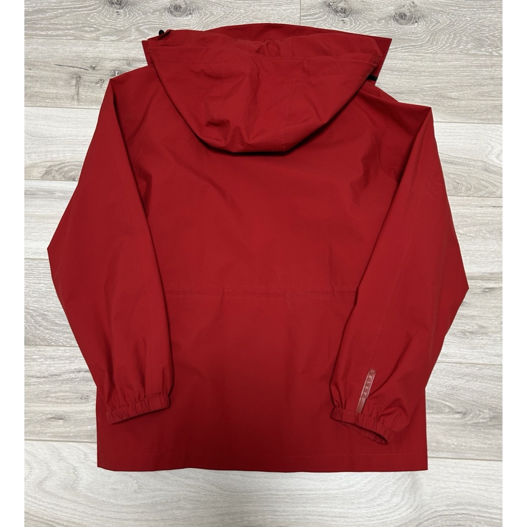 PRADA(プラダ)のPRADA プラダ　ナイロンジャケット　マウンテンパーカー　ゴアテックス メンズのジャケット/アウター(マウンテンパーカー)の商品写真