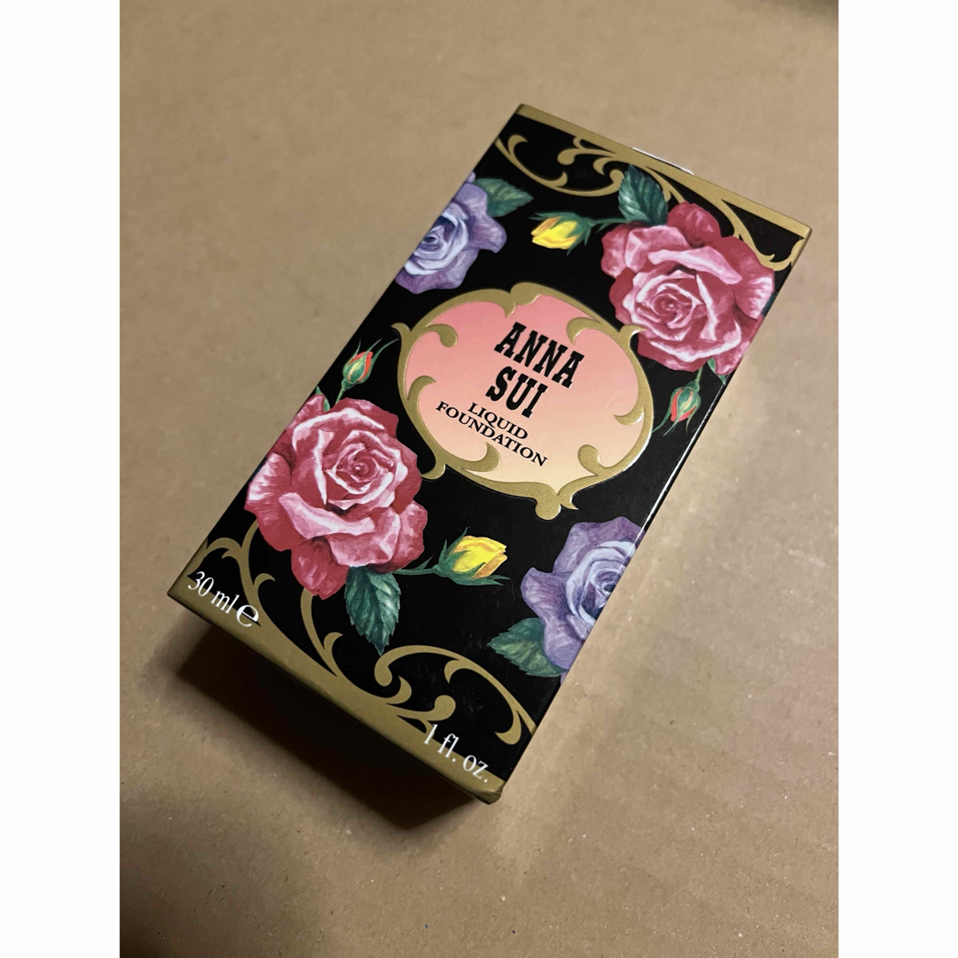 ANNA SUI(アナスイ)のアナスイ リキッドファンデーション102 SPF20 PA++ 新品 コスメ/美容のベースメイク/化粧品(ファンデーション)の商品写真