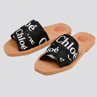 クロエ(Chloe)のCHLOÉ ブラック Woody フラットミュール(ミュール)