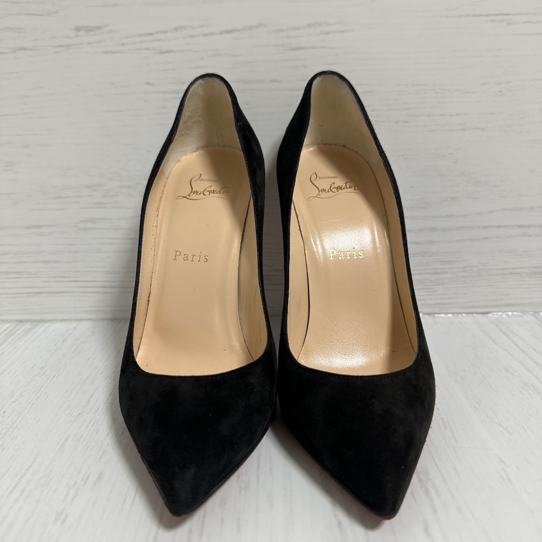 Christian Louboutin(クリスチャンルブタン)の美品 Christian Louboutin パンプス size38 ブラック レディースの靴/シューズ(ハイヒール/パンプス)の商品写真